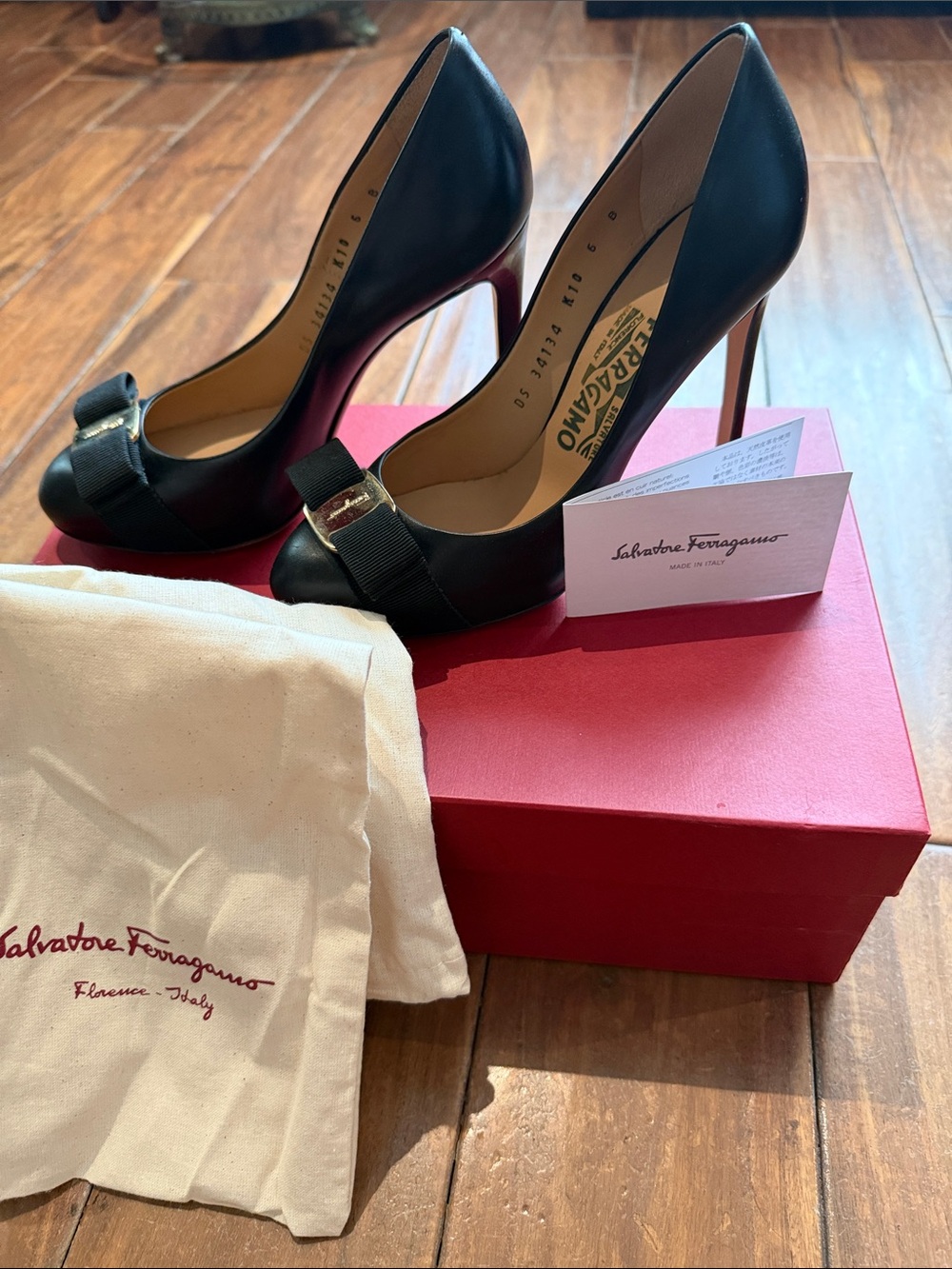 Salvatore Ferragamo Black Vara Bow Pumps with Gold Accent - Picture 6 of 6